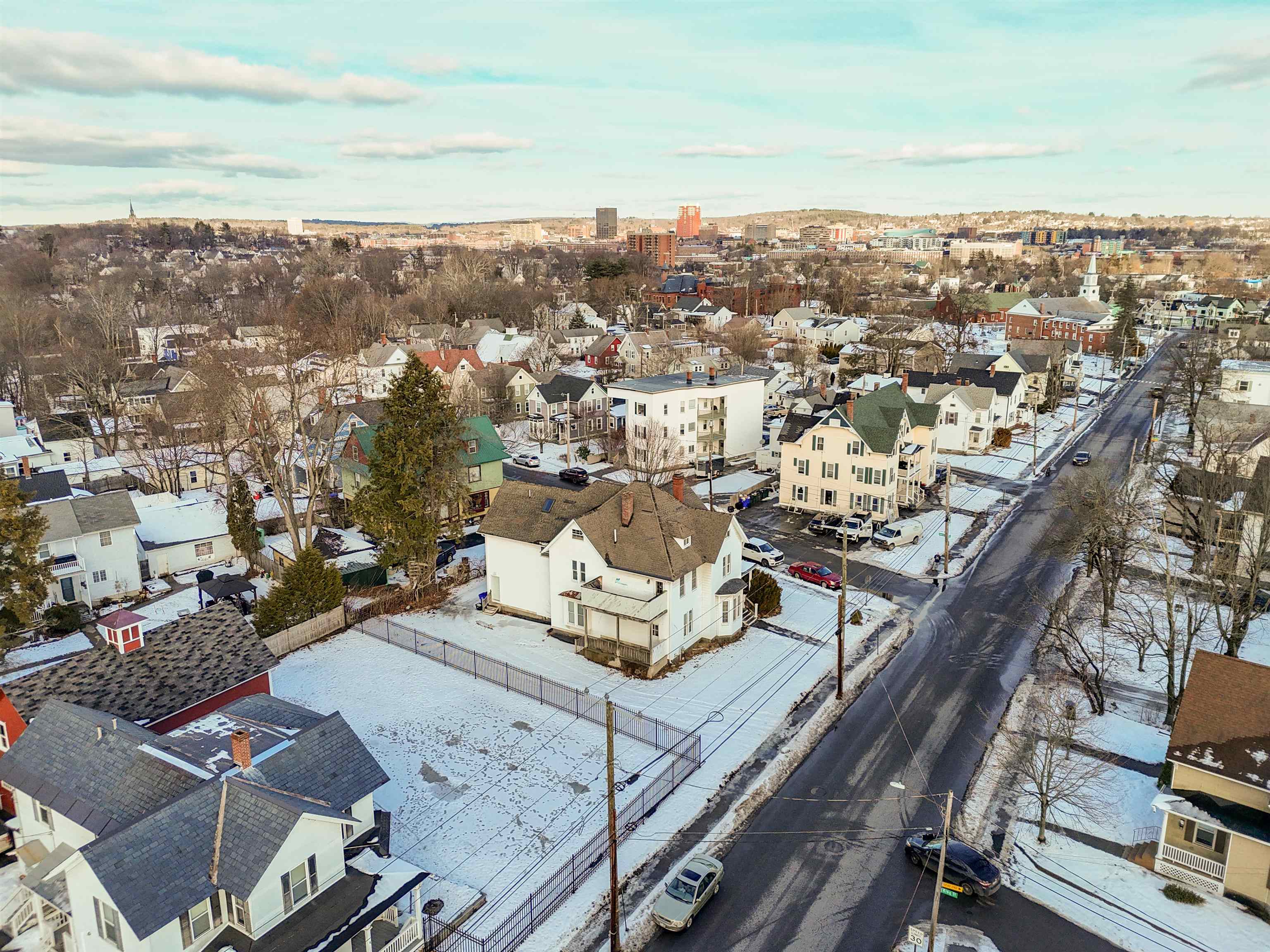 157 Milford Street Manchester, NH 03102 - Photo 6 of 52