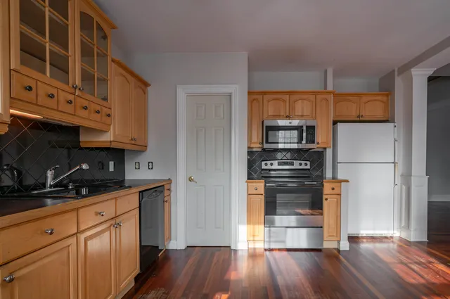 $600,000 | 157 Milford Street, Manchester, NH 03102