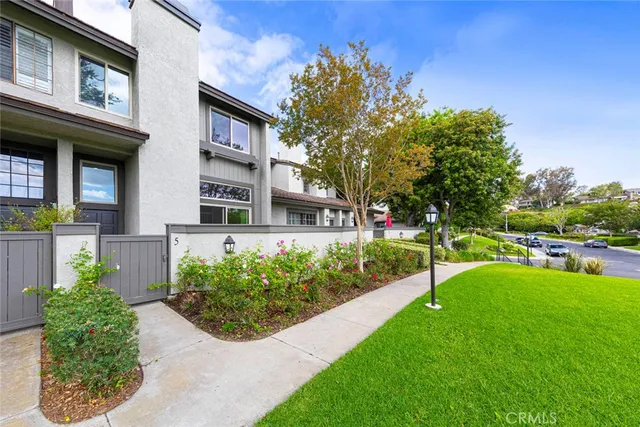 $4,550 | 5 Stardust, Irvine, CA 92603