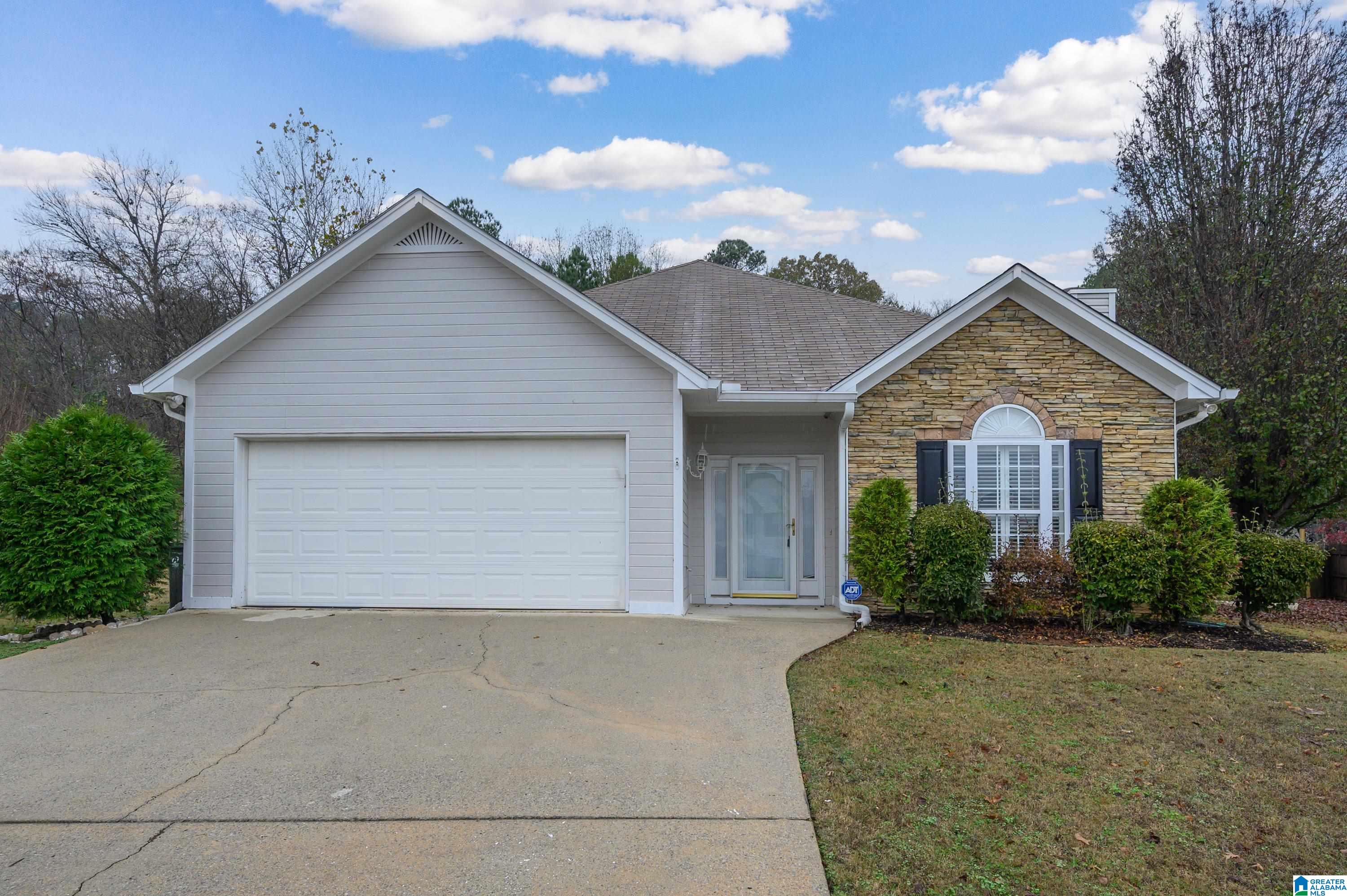148 Stonehaven Drive Pelham, AL 35124 - Photo 1 of 40