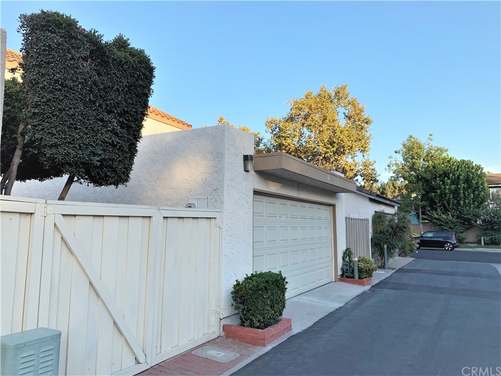 12 Windrow Irvine, CA 92618 - Photo 12 of 45