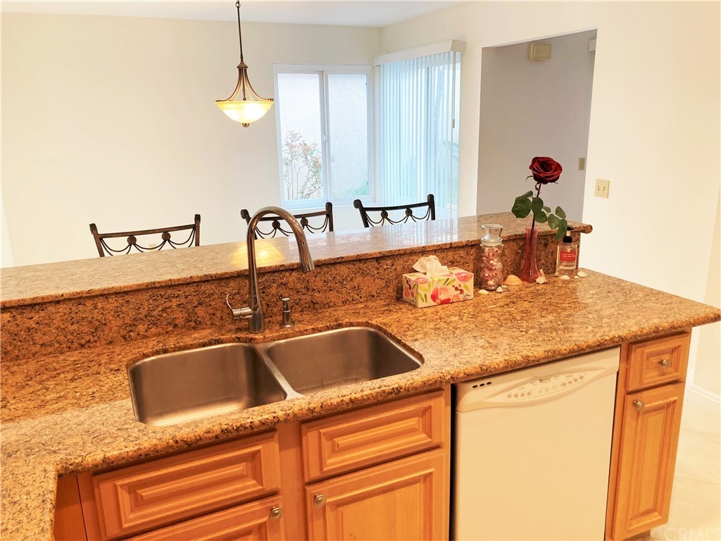 12 Windrow Irvine, CA 92618 - Photo 17 of 45