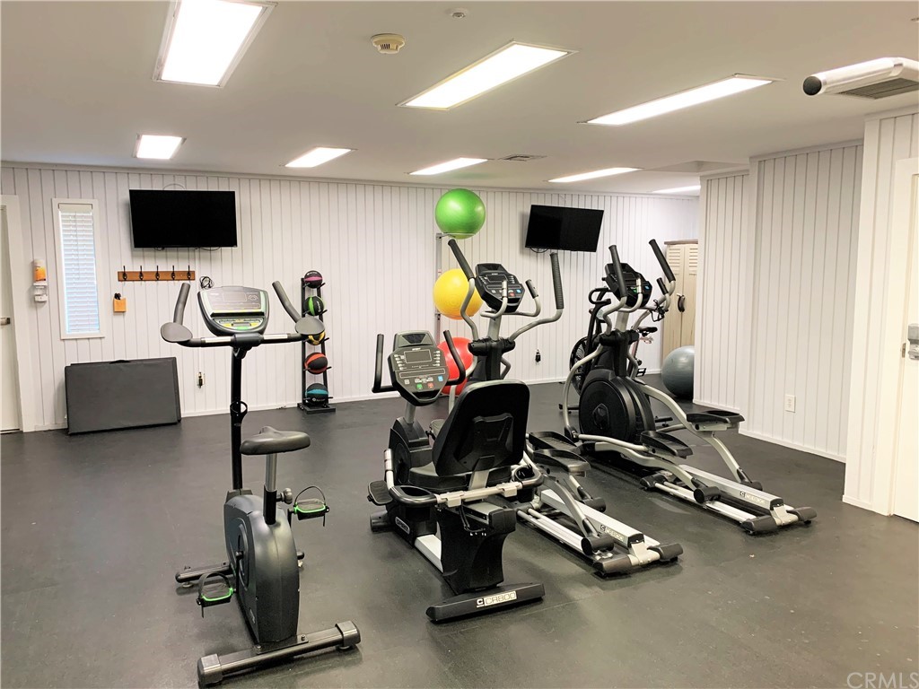 12 Windrow Irvine, CA 92618 - Photo 36 of 45