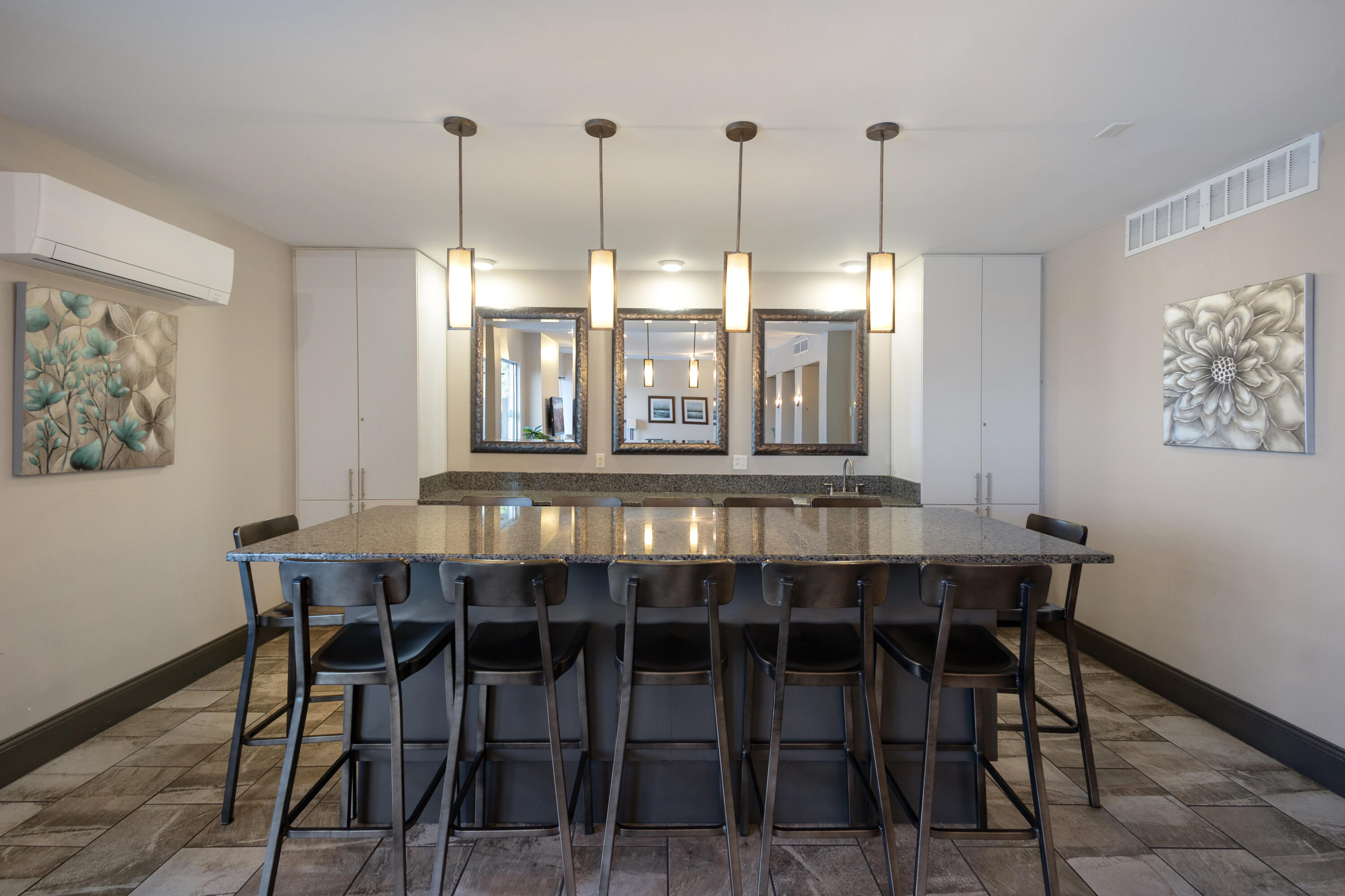 1131 Stringers Ridge Road, Unit 5D Chattanooga, TN 37405 - Photo 55 of 62 Club Room