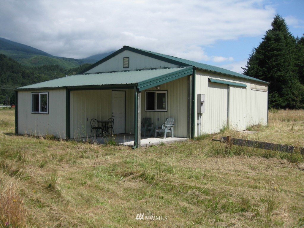7306 North Wilde Road Concrete, WA 98237 - Photo 1 of 3 Gallery Image 1