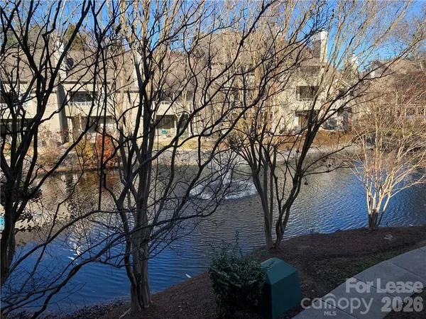 $1,550 | 2519 Stockbridge Drive, Unit B, Charlotte, NC 28210