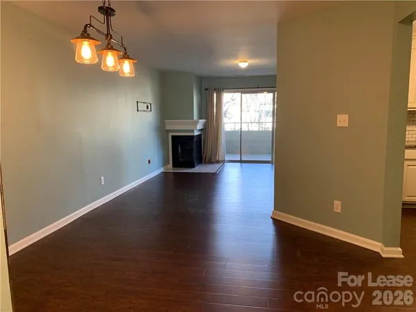 $1,550 | 2519 Stockbridge Drive, Unit B, Charlotte, NC 28210