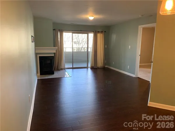 $1,550 | 2519 Stockbridge Drive, Unit B, Charlotte, NC 28210