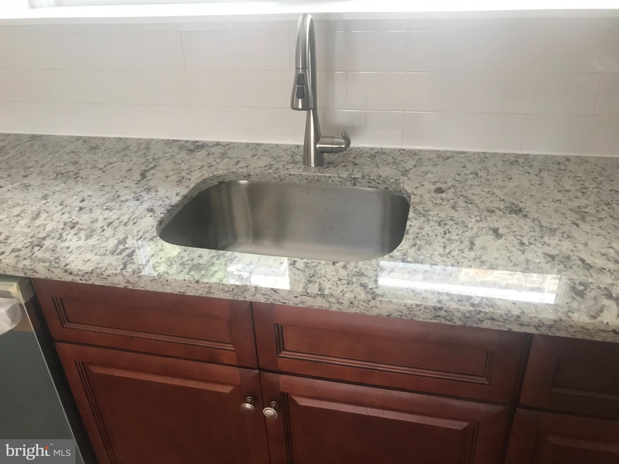 518 Netherwood Road Upper Darby, PA 19082 - Photo 26 of 53