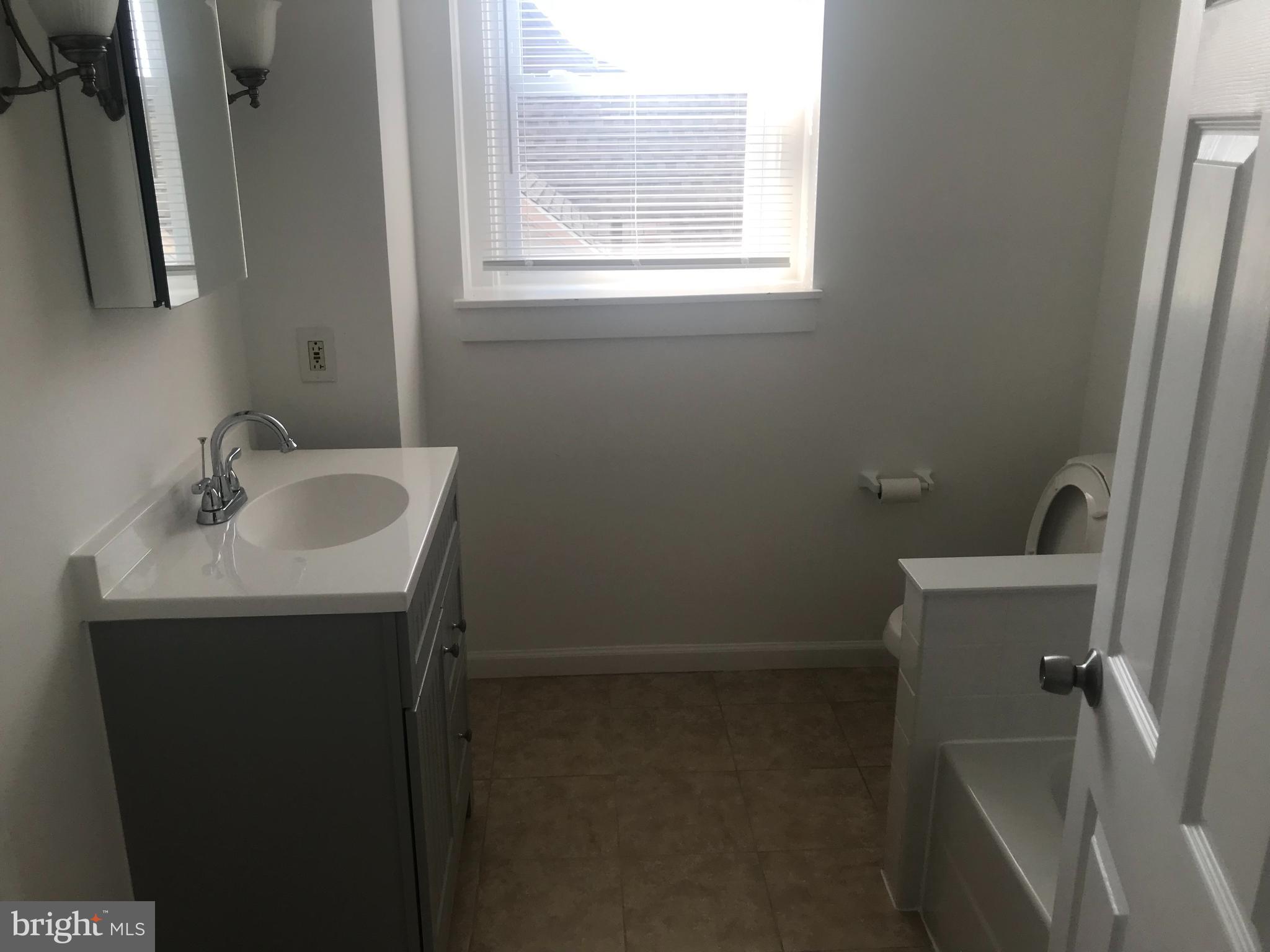 518 Netherwood Road Upper Darby, PA 19082 - Photo 38 of 53