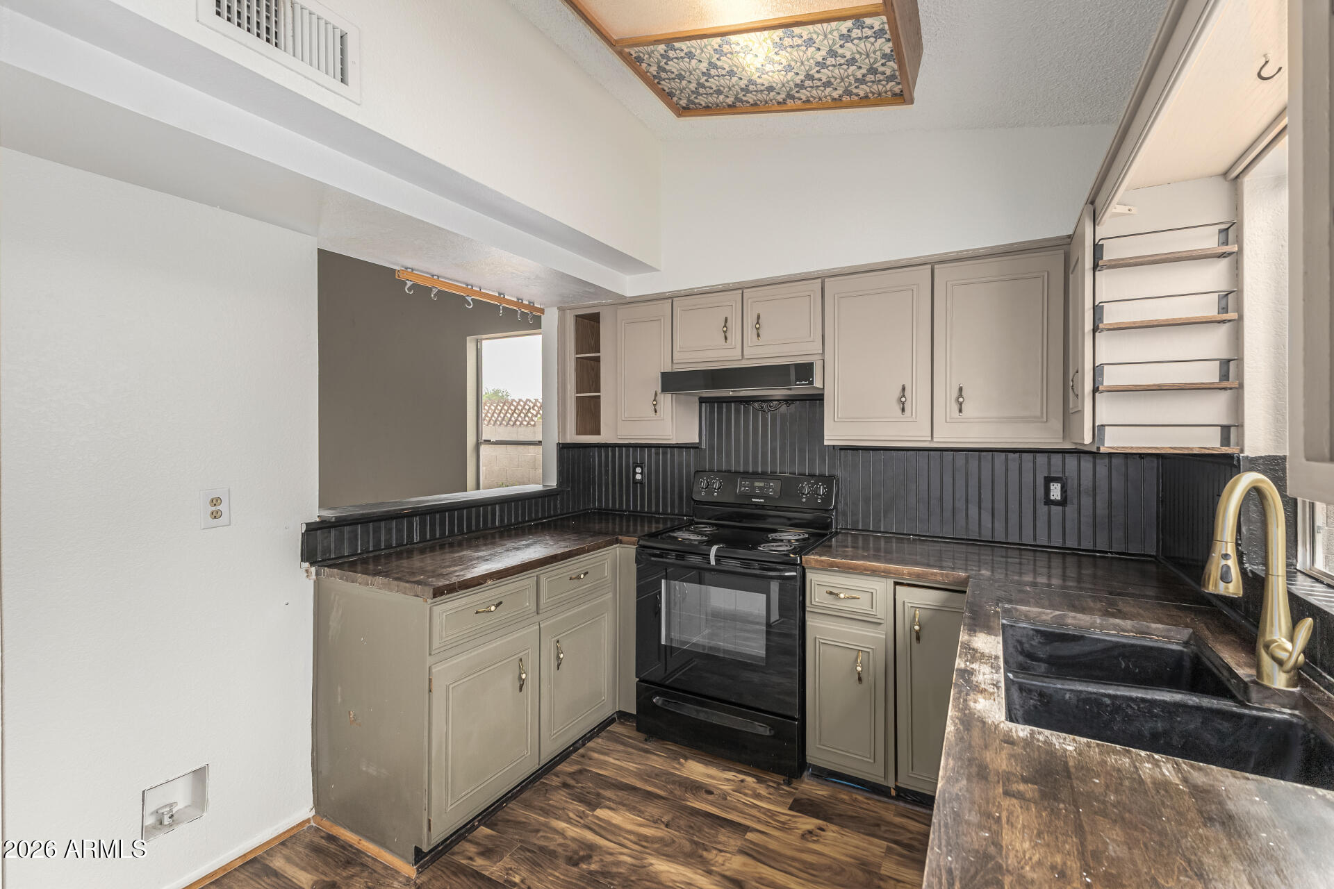 8759 West St John Road Peoria, AZ 85382 - Photo 12 of 27