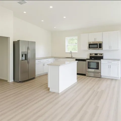 $254,900 | 527 Southwest 15th Avenue, Ocala, FL 34471