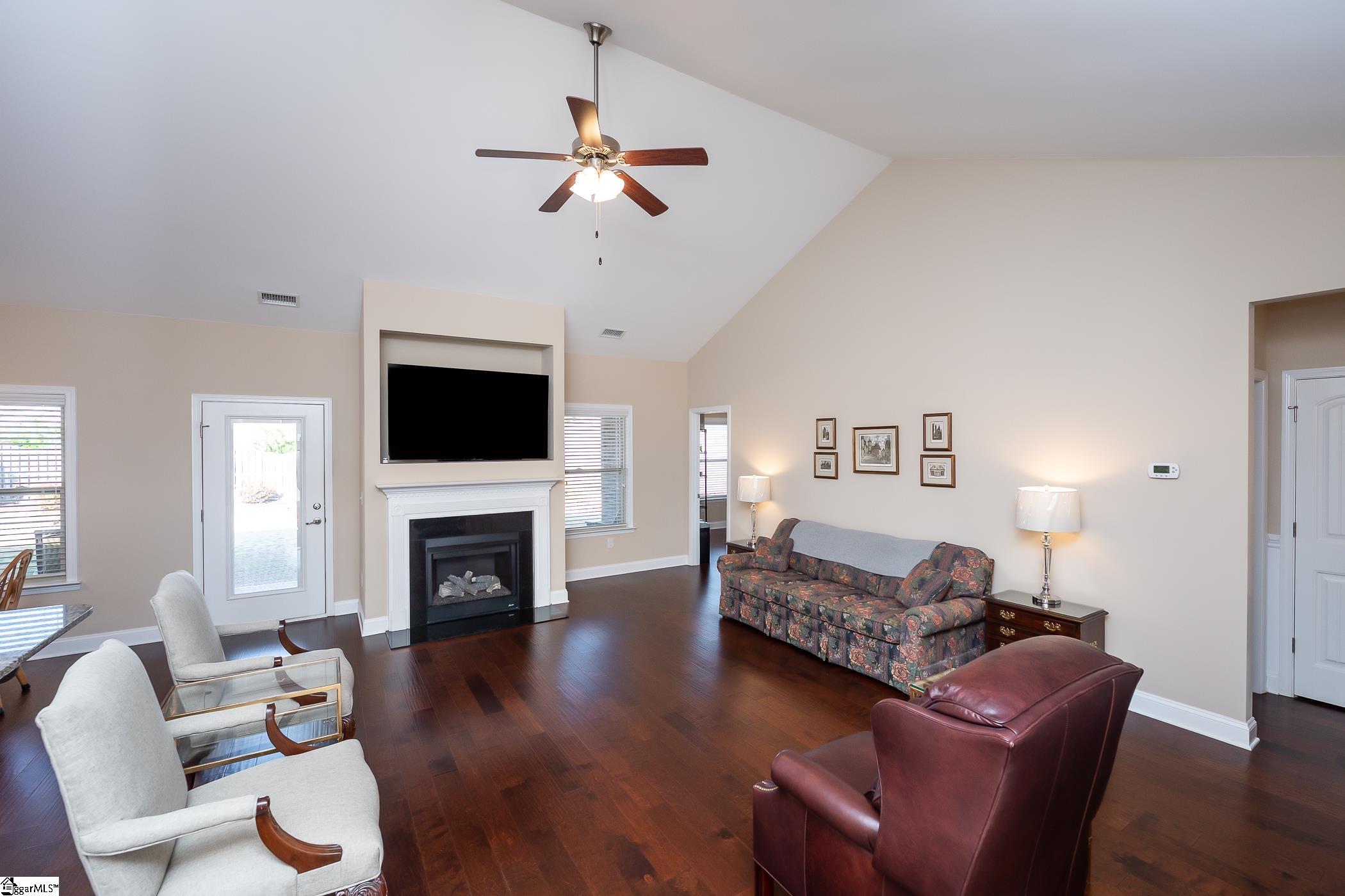 304 Rabbit Run Trail Simpsonville, SC 29681 - Photo 11 of 36