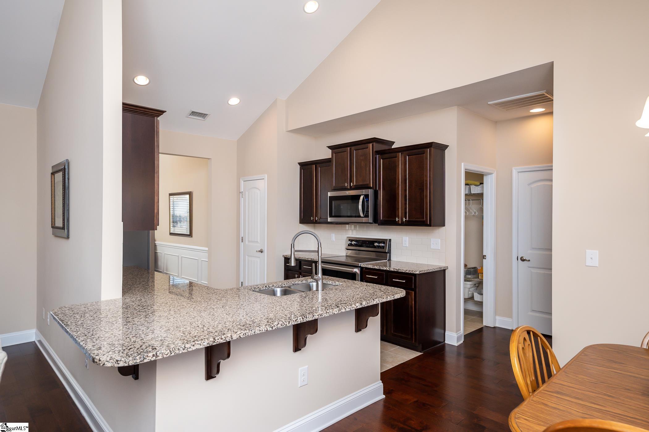 304 Rabbit Run Trail Simpsonville, SC 29681 - Photo 14 of 36