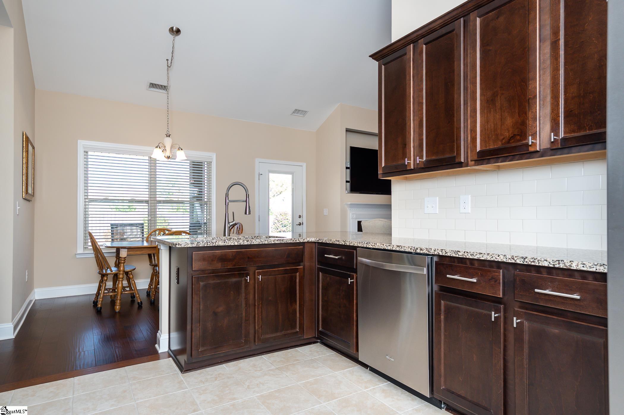 304 Rabbit Run Trail Simpsonville, SC 29681 - Photo 17 of 36