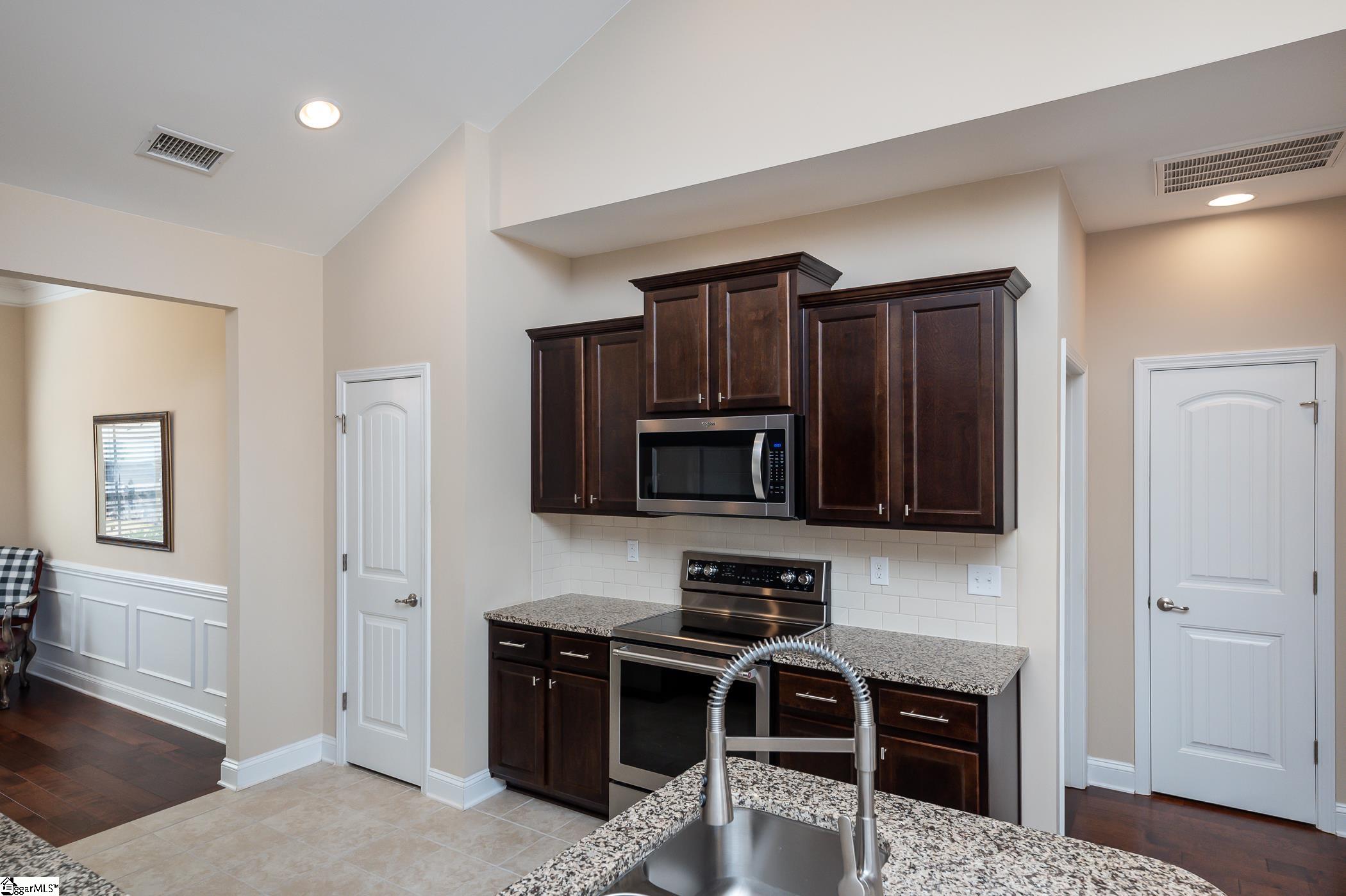 304 Rabbit Run Trail Simpsonville, SC 29681 - Photo 18 of 36