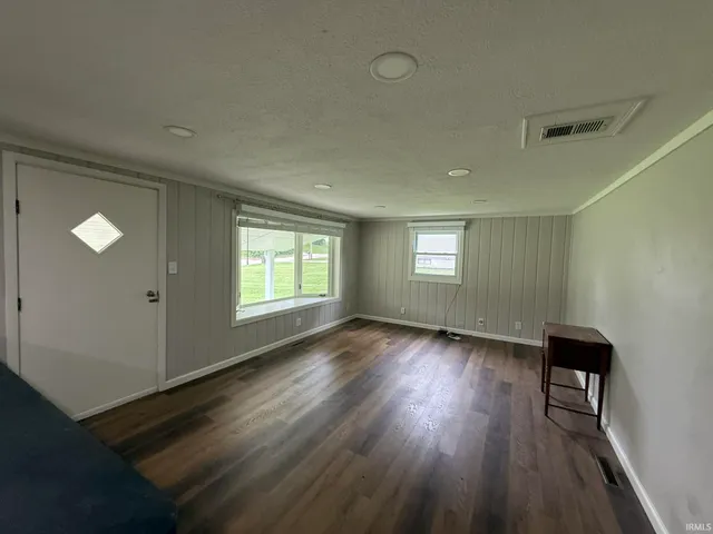 $1,895 | 1265 West Bell Road, Bloomington, IN 47404