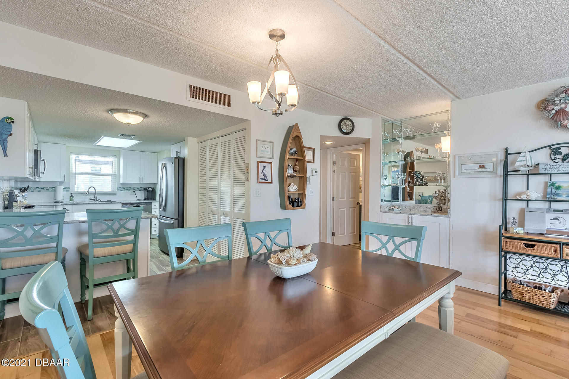 2294 Ocean Shore Boulevard, Unit 4010 Ormond Beach, FL 32176 - Photo 14 of 42 Dining Room