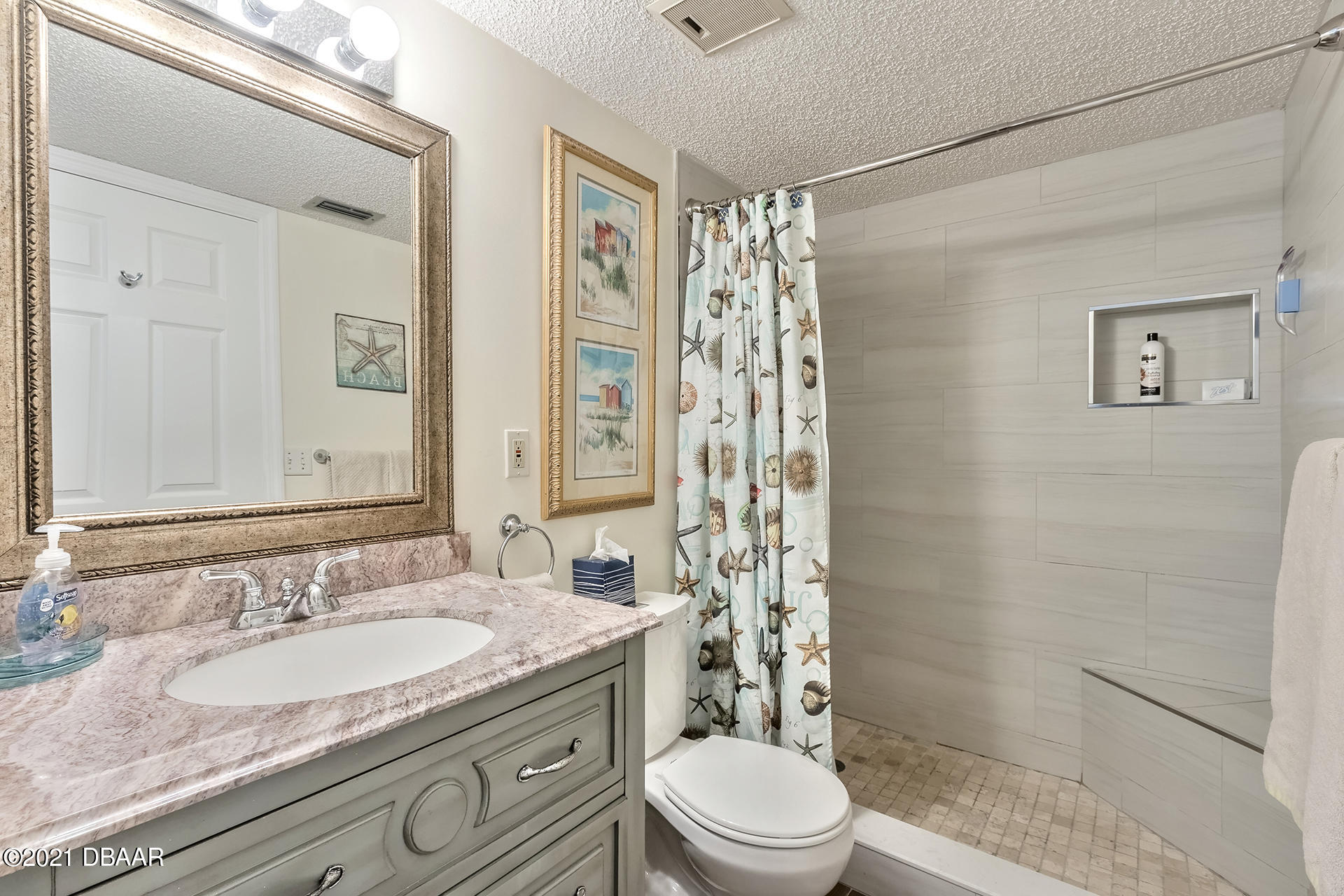 2294 Ocean Shore Boulevard, Unit 4010 Ormond Beach, FL 32176 - Photo 20 of 42 Guest Bath