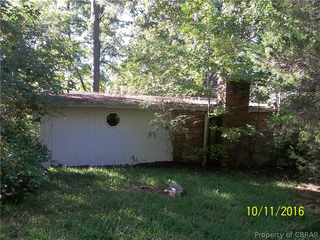 9902 Burkes Pond Road North, VA 23128 - Photo 2 of 3