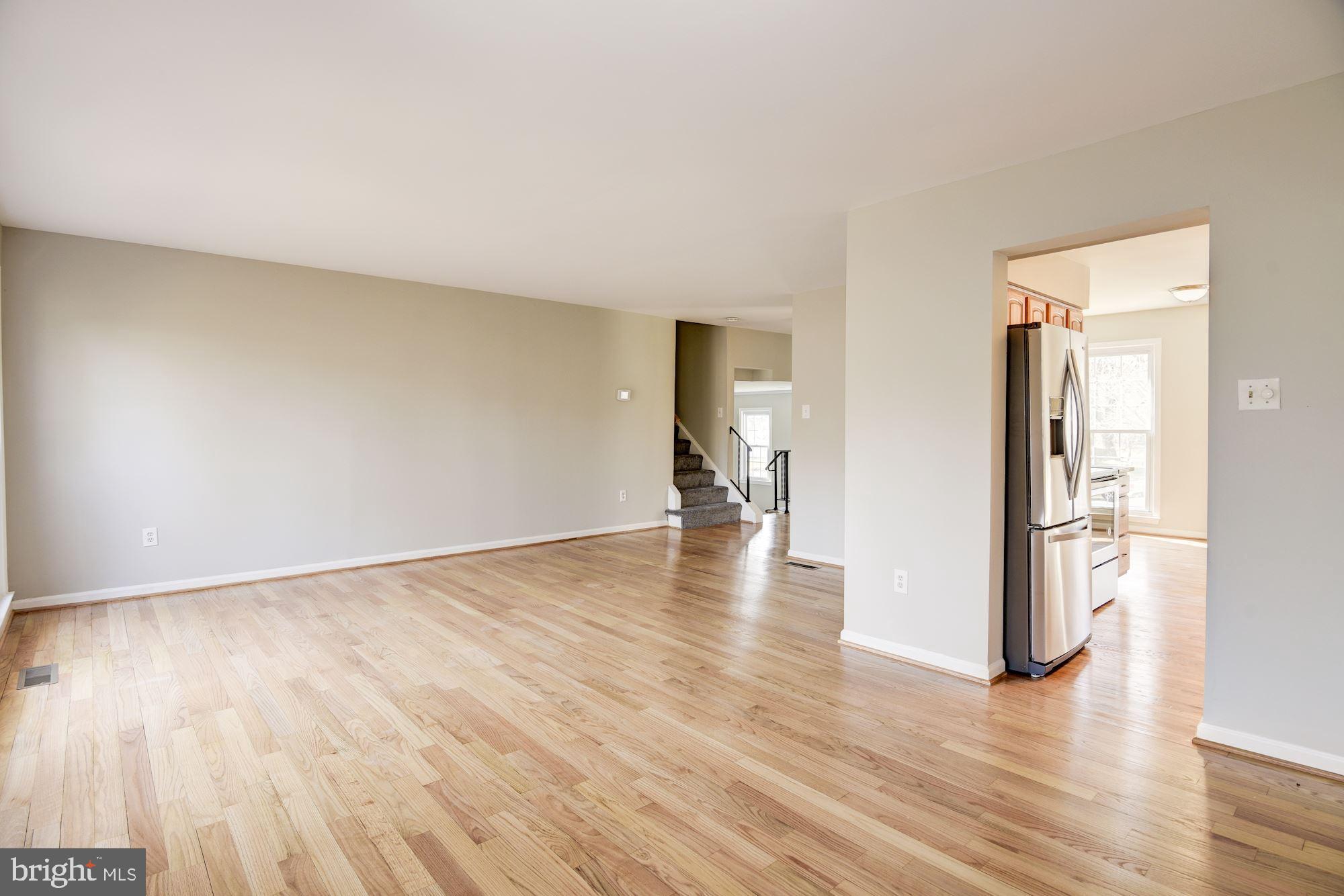 5039 Whetstone Road Columbia, MD 21044 - Photo 4 of 52 Living & Dining Rooms