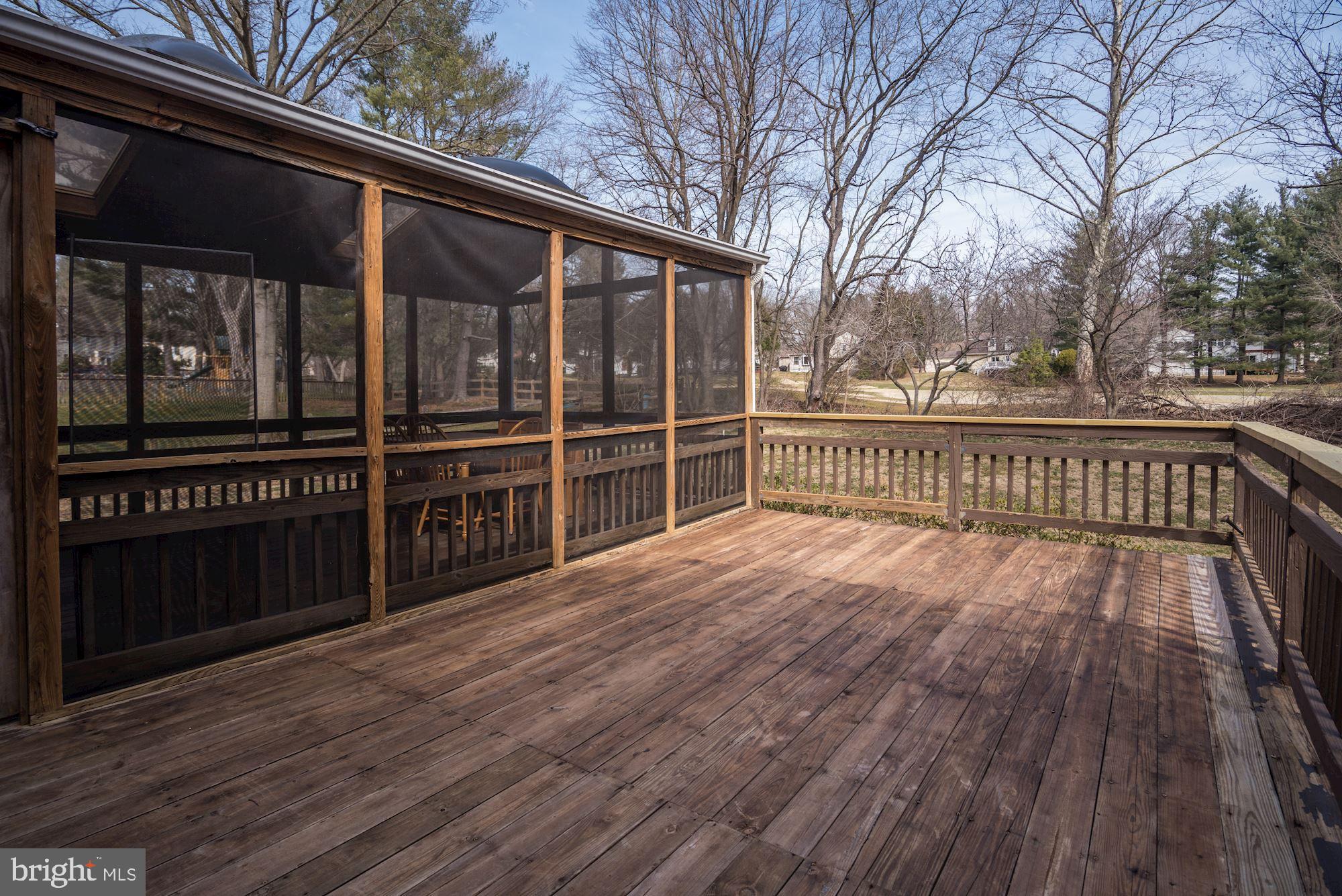 5039 Whetstone Road Columbia, MD 21044 - Photo 47 of 52 Deck
