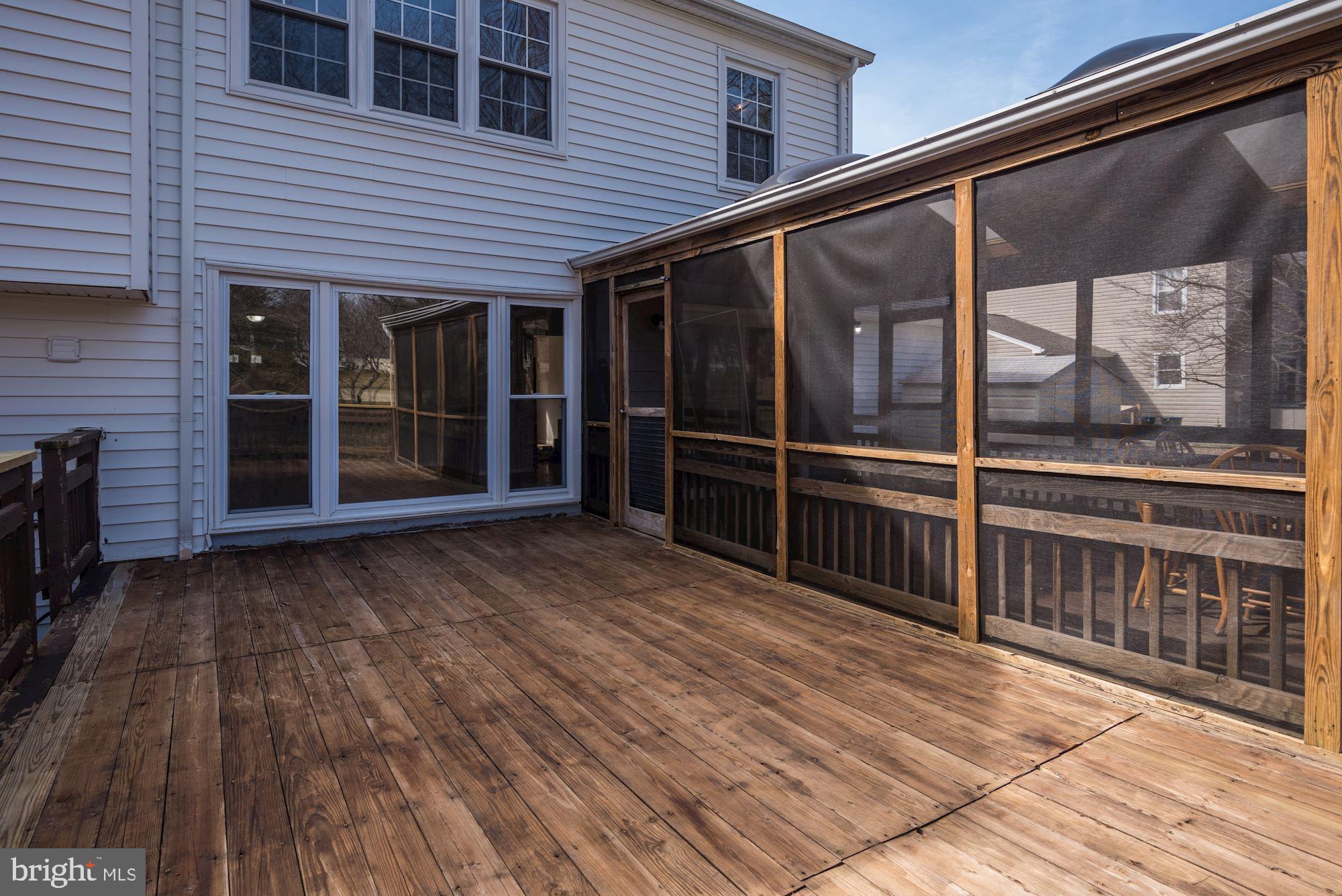 5039 Whetstone Road Columbia, MD 21044 - Photo 48 of 52 Deck