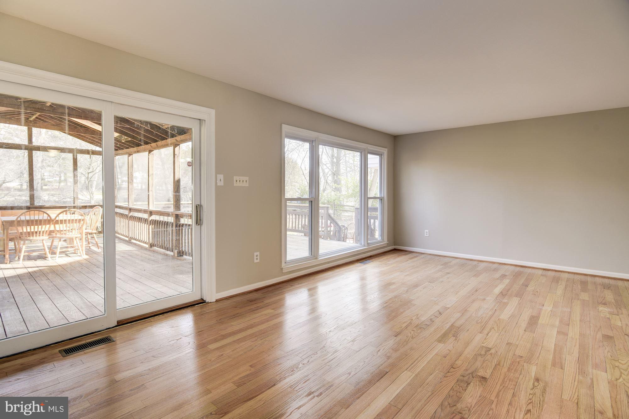 5039 Whetstone Road Columbia, MD 21044 - Photo 7 of 52 Living & Dining Rooms