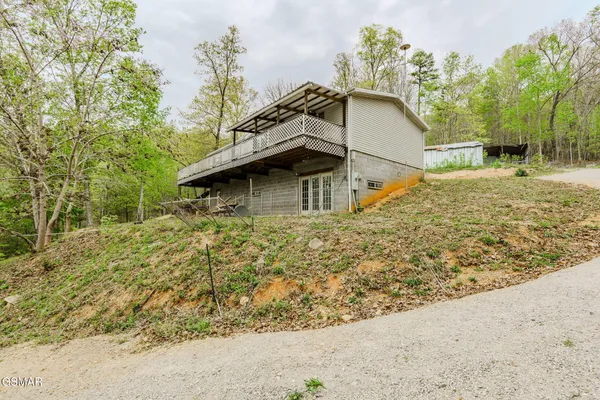 $189,999 | 349 South Marlowe Lane, Speedwell, TN 37870