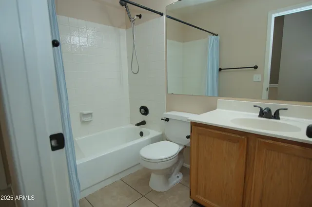 $1,995 | 4114 East Union Hills Drive, Unit 1012, Phoenix, AZ 85050