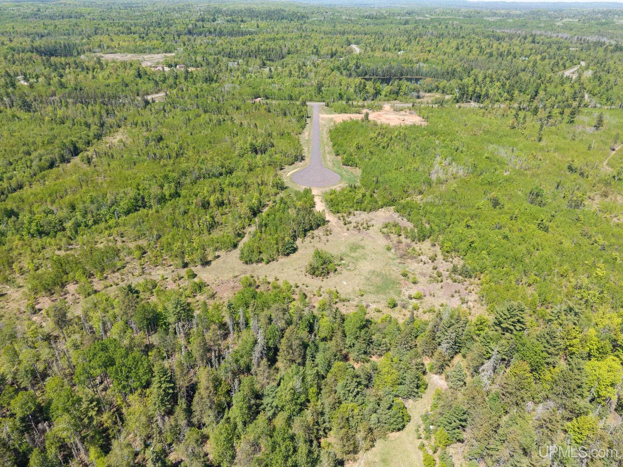784 Legion Drive Ishpeming, MI 49849 - Photo 15 of 23