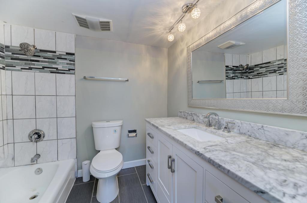830 Elder Road, Unit B303 Homewood, IL 60430 - Photo 15 of 23
