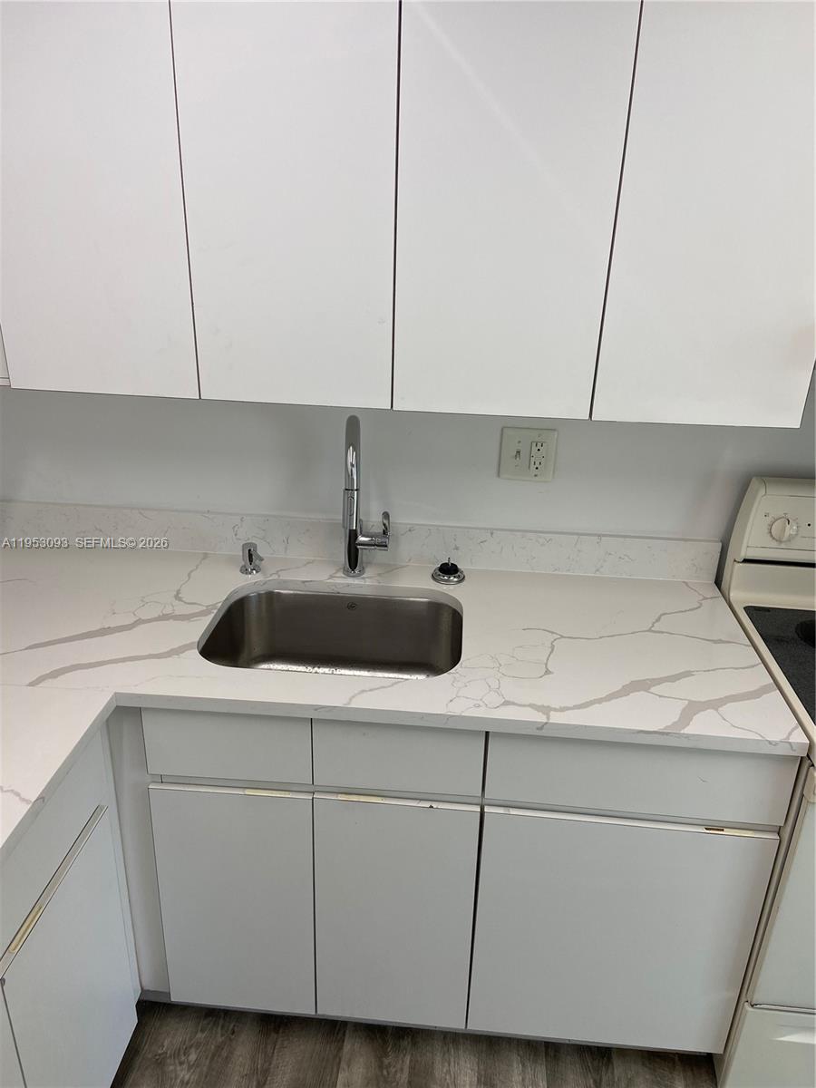 9503 Southwest 88th Terrace, Unit 9503 Miami, FL 33176 - Photo 7 of 13