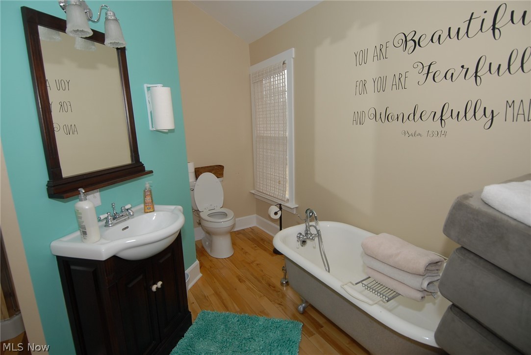 10255 North Morrison Road Dresden, OH 43821 - Photo 18 of 30 Full Family Bath on Second Floor
