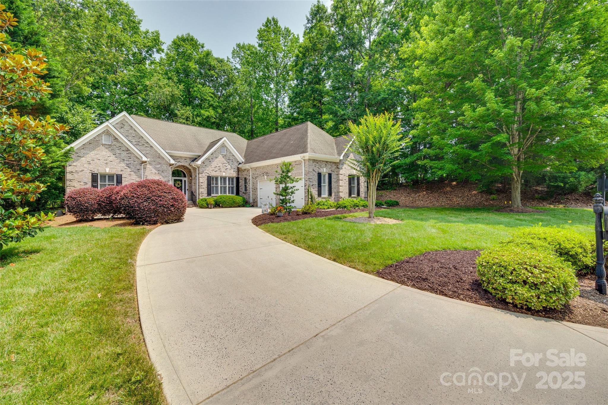 16527 Woolwine Road Charlotte, NC 28278 - Photo 1 of 47 Gallery Image 1