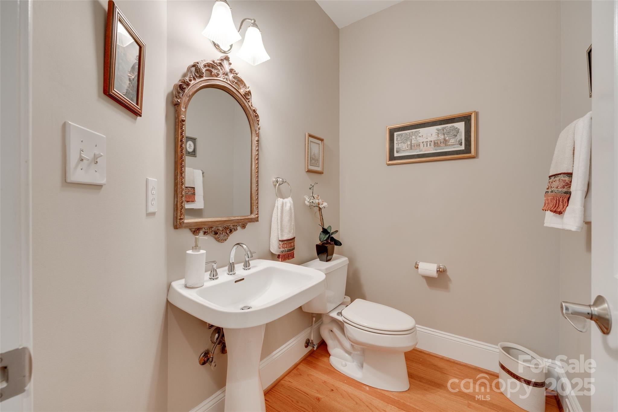 16527 Woolwine Road Charlotte, NC 28278 - Photo 12 of 47 Gallery Image 12