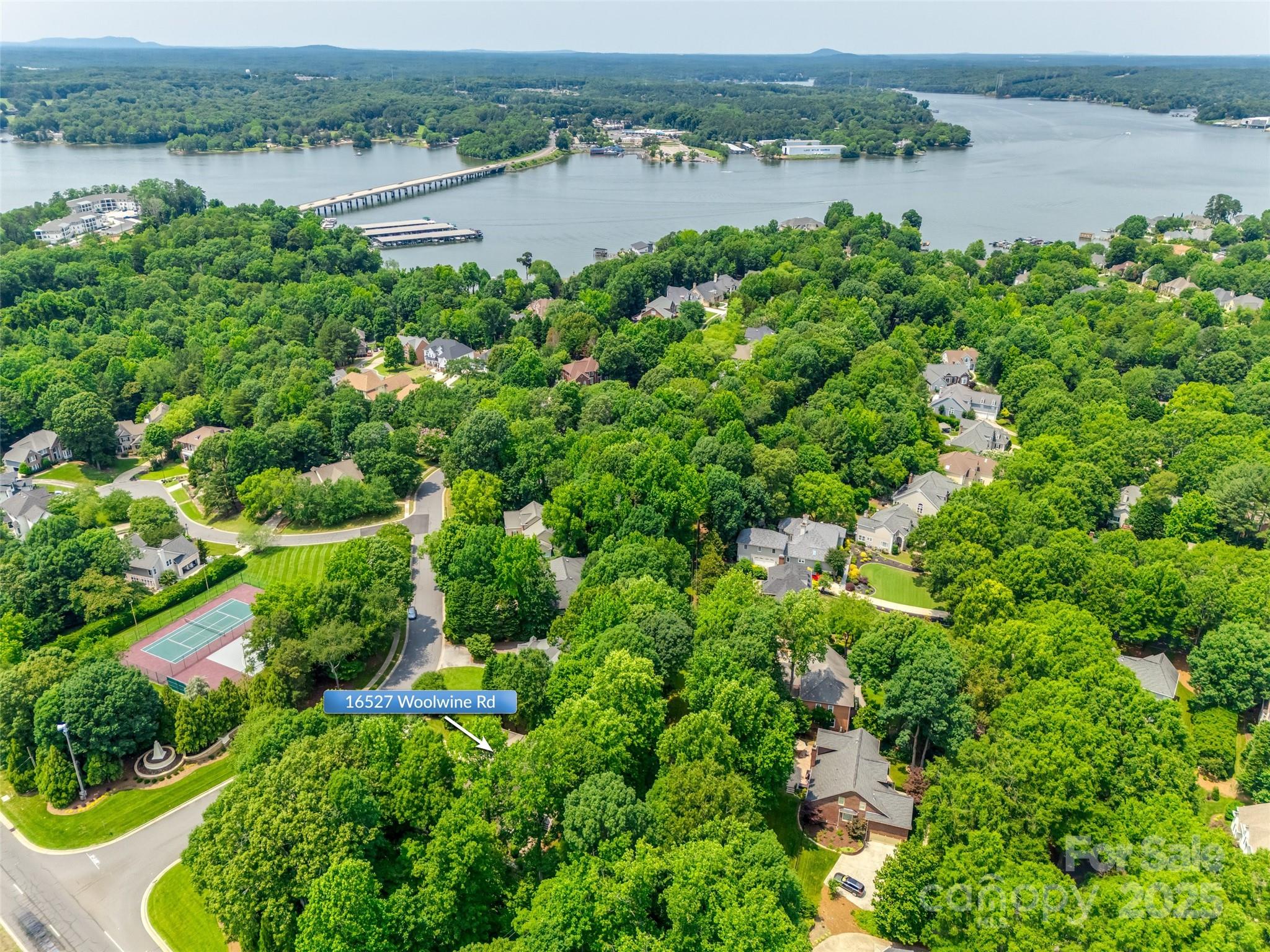 16527 Woolwine Road Charlotte, NC 28278 - Photo 39 of 47 Gallery Image 39