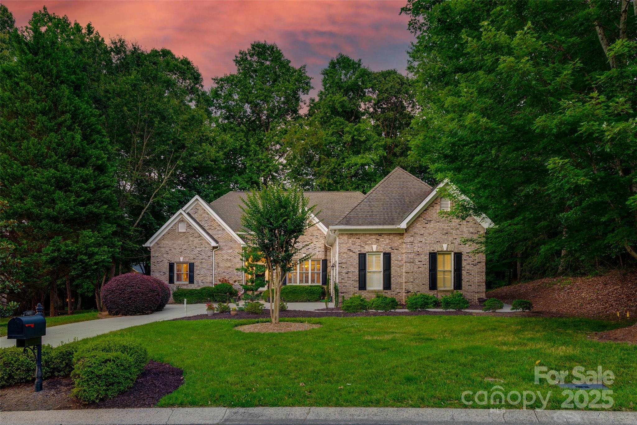 16527 Woolwine Road Charlotte, NC 28278 - Photo 47 of 47 Gallery Image 47