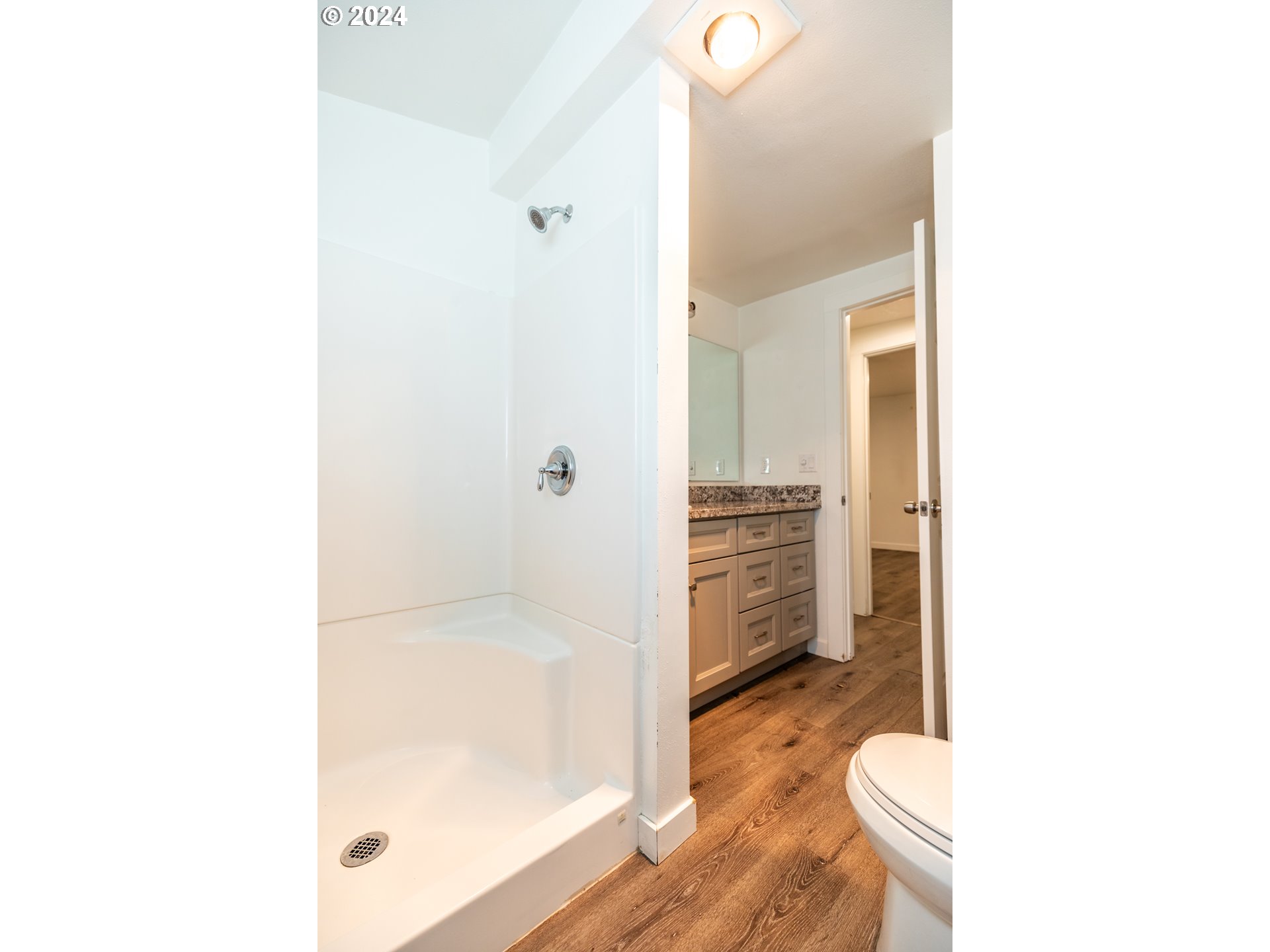 625 East 5th Avenue Riddle, OR 97469 - Photo 15 of 21