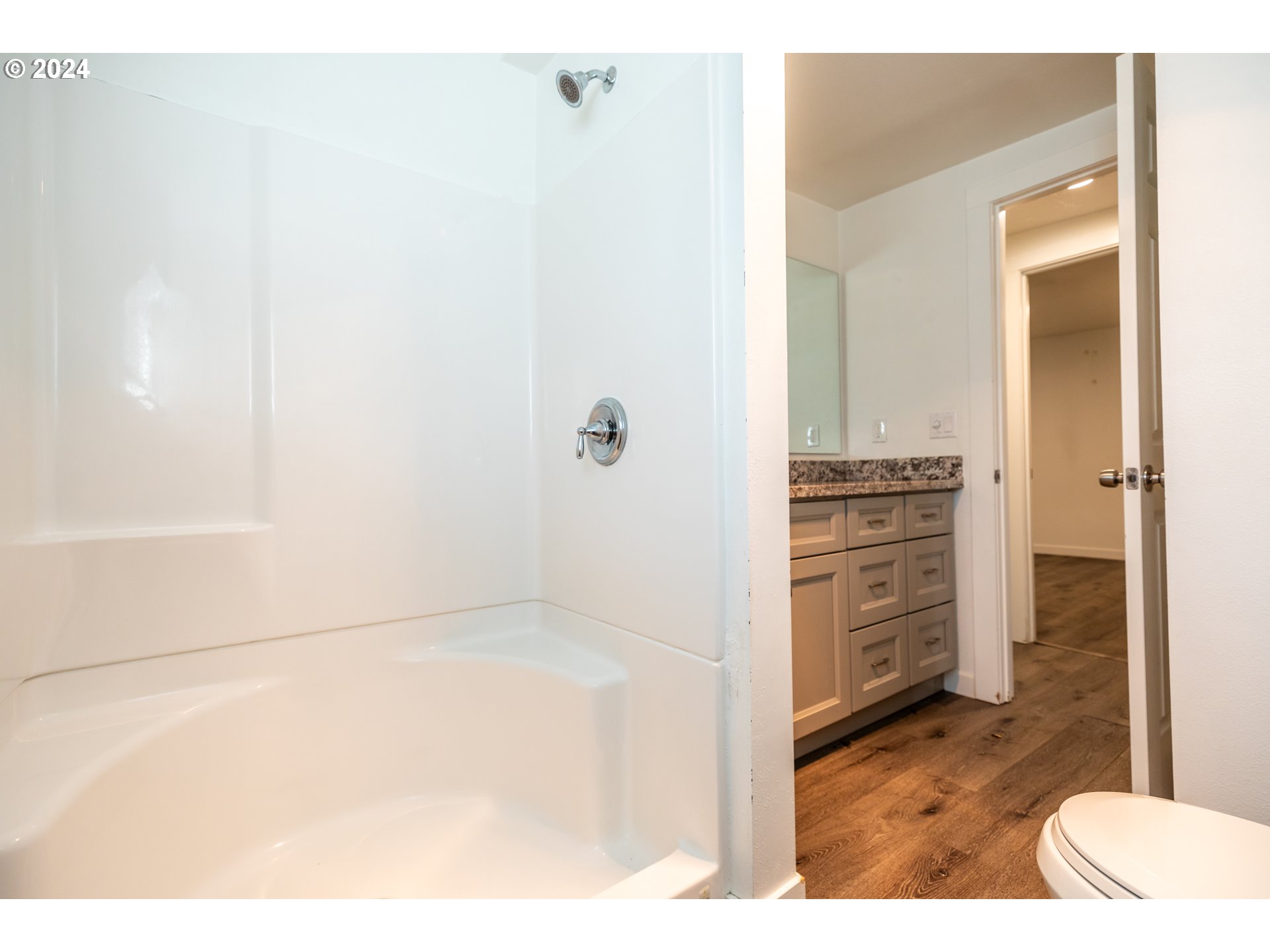 625 East 5th Avenue Riddle, OR 97469 - Photo 16 of 21