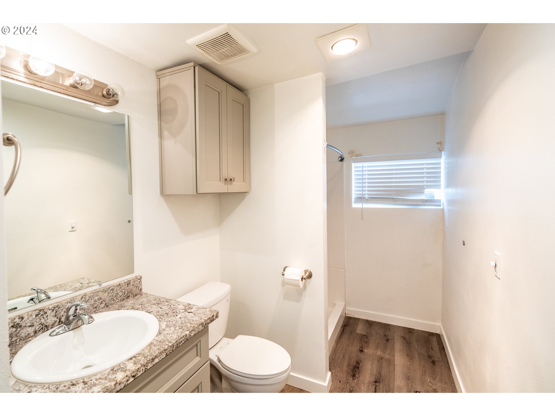 625 East 5th Avenue Riddle, OR 97469 - Photo 19 of 21