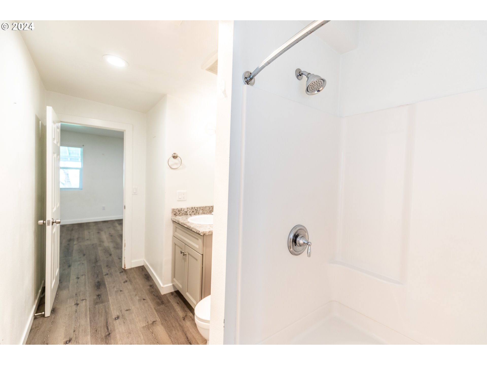 625 East 5th Avenue Riddle, OR 97469 - Photo 20 of 21