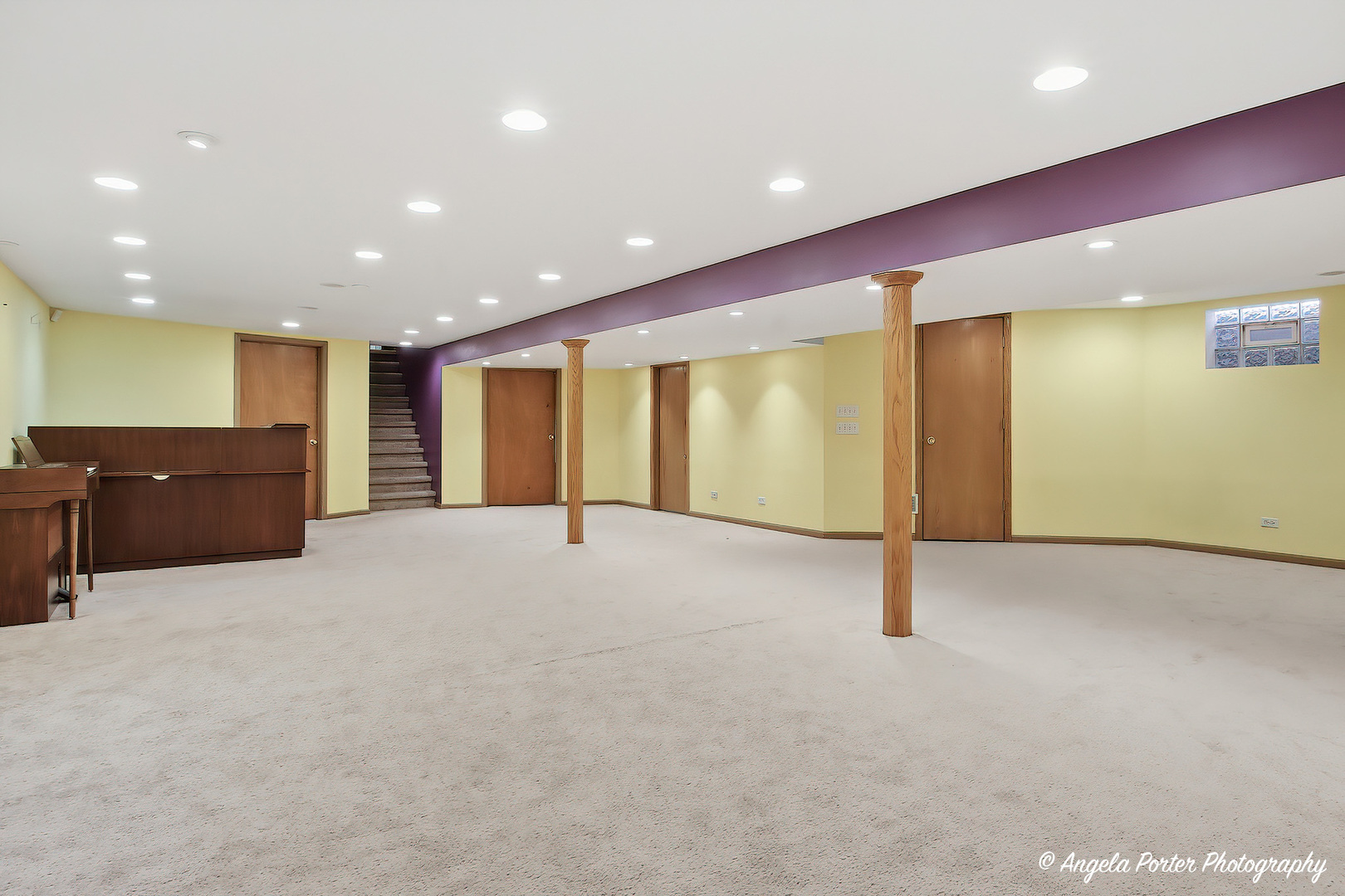1913 Rancho Lane Des Plaines, IL 60016 - Photo 27 of 36 a view of an empty room with gym equipment