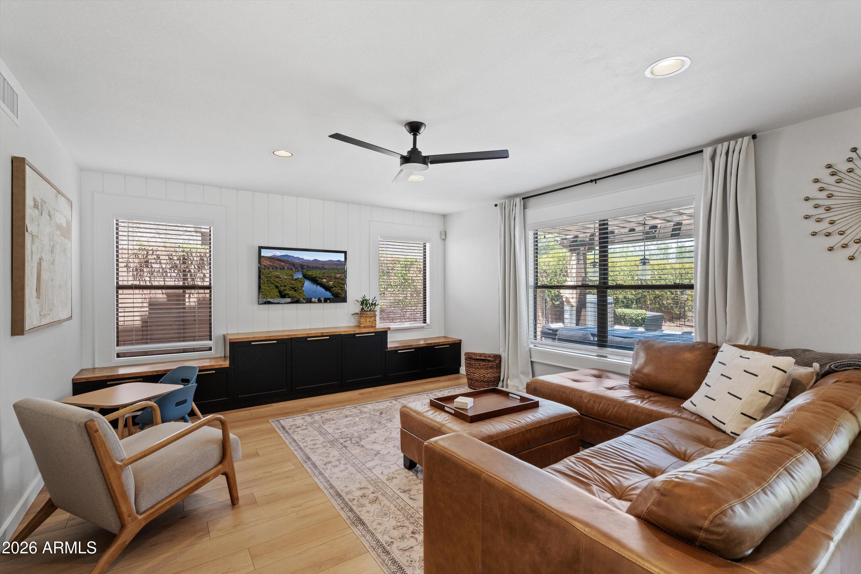 20905 North 39th Way Phoenix, AZ 85050 - Photo 6 of 42