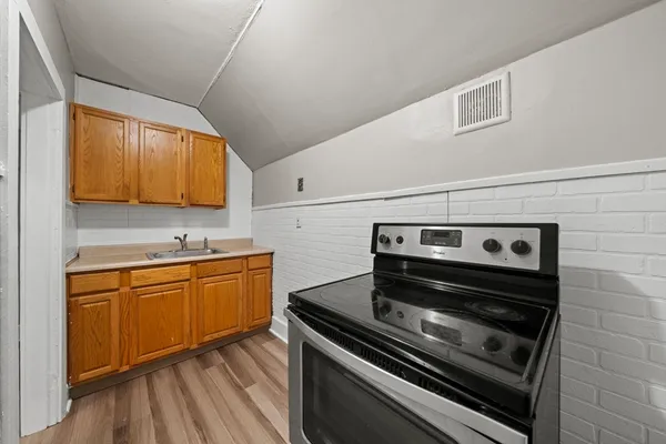 $699,900 | 62 May Street, Worcester, MA 01610