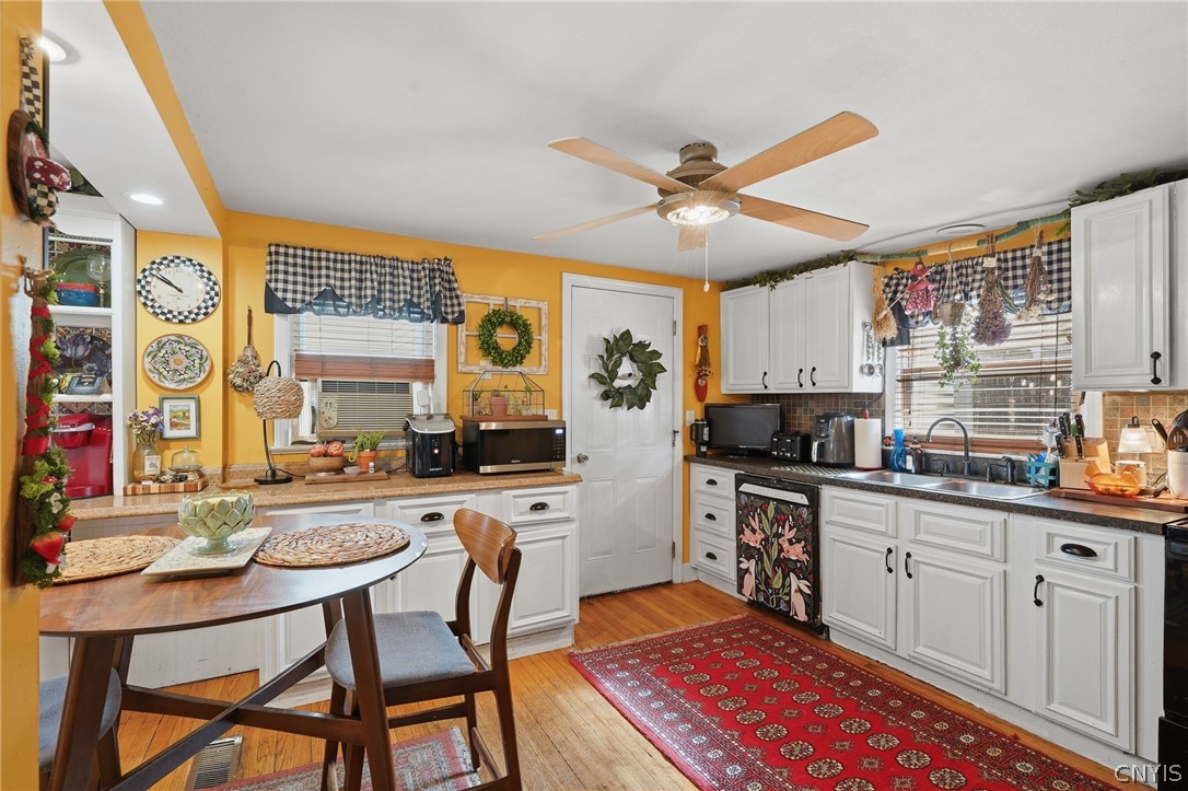 523 South Terry Road Geddes, NY 13219 - Photo 11 of 39 Kitchen