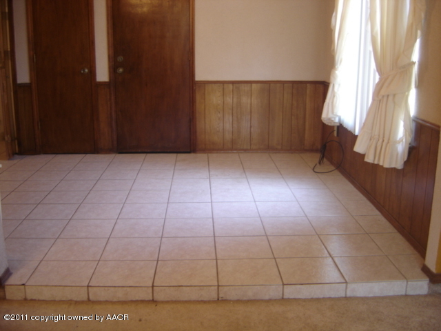 5321 Capulin Lane Amarillo, TX 79110 - Photo 6 of 14 a view of a utility room