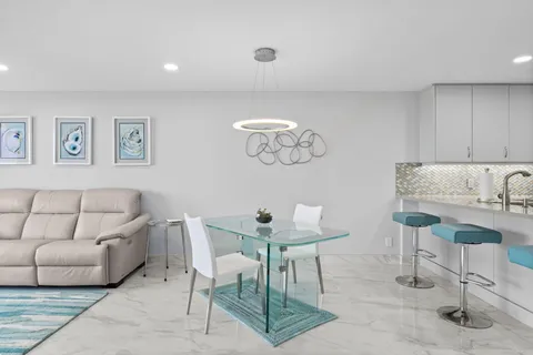 $615,000 | 511 Bayshore Drive, Unit 910, Fort Lauderdale, FL 33304