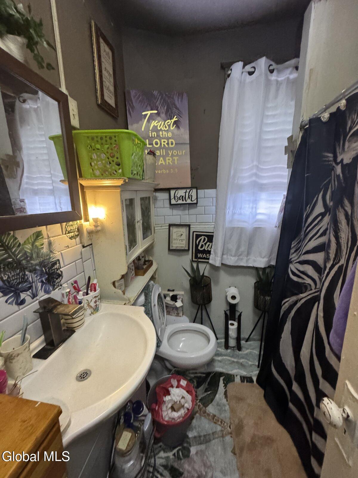 754 3rd Avenue Troy, NY 12182 - Photo 11 of 31 Photo Aug 13 2025, 12 46 00 PM