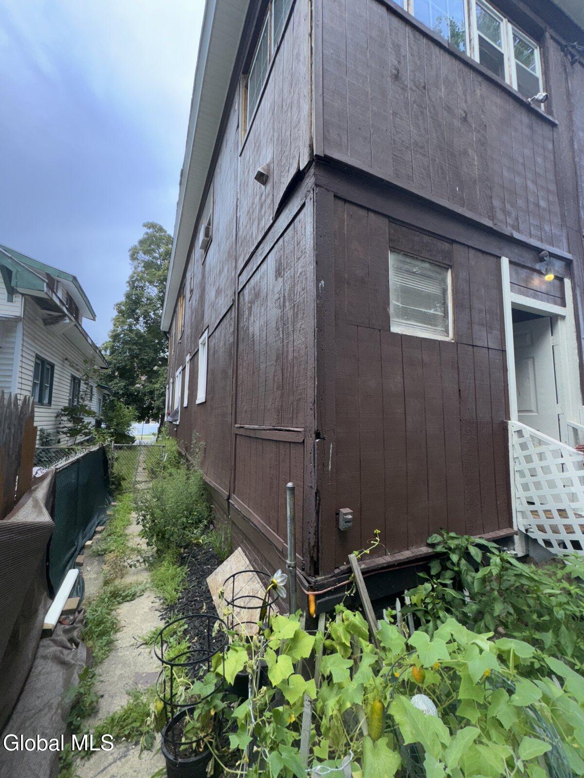 754 3rd Avenue Troy, NY 12182 - Photo 4 of 31 Photo Aug 13 2025, 12 50 37 PM